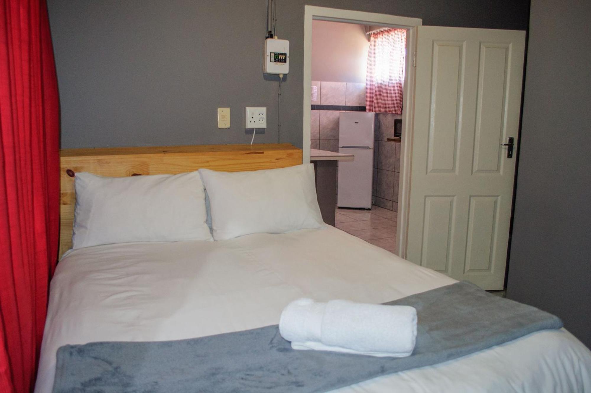 Oceanlife Guesthouse And Restaurant Luederitz Buitenkant foto