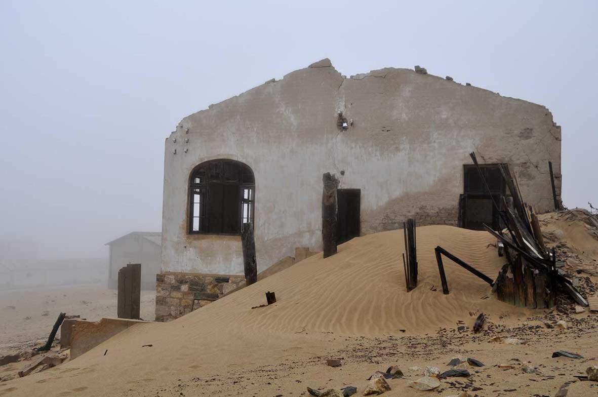 Oceanlife Guesthouse And Restaurant Luederitz Buitenkant foto
