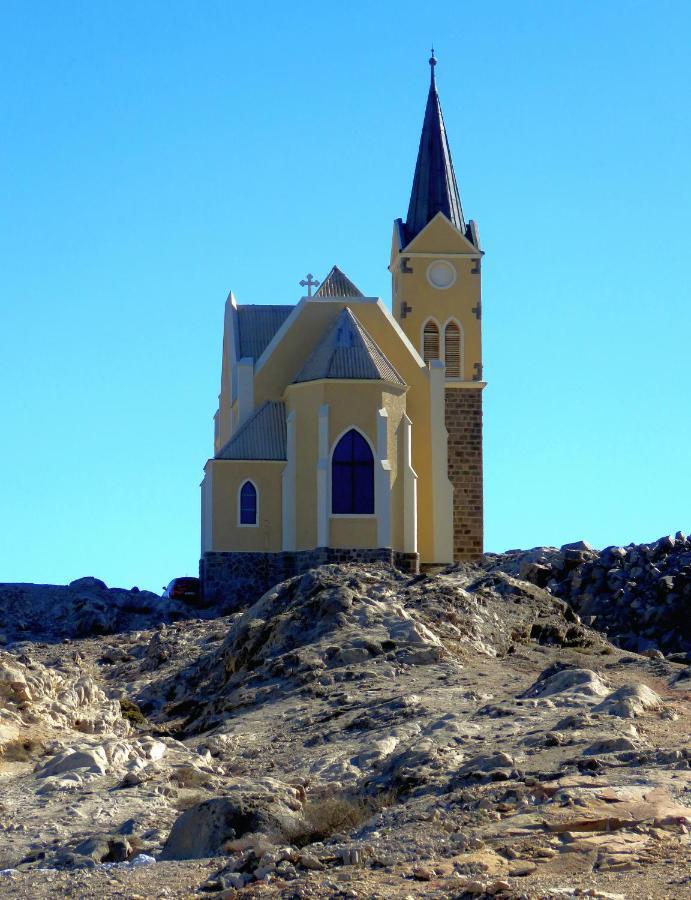 Oceanlife Guesthouse And Restaurant Luederitz Buitenkant foto